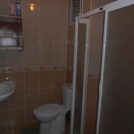 Irmak Family & 招待所 埃杰阿巴德