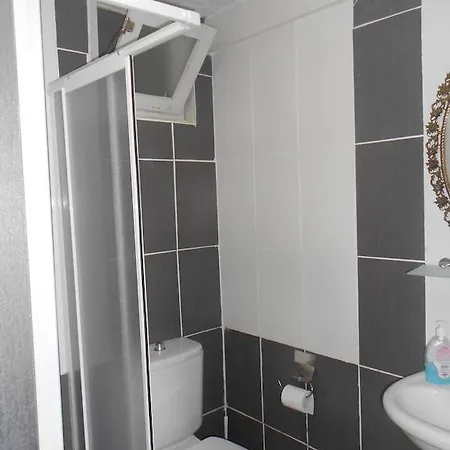 Irmak Family & 招待所 *