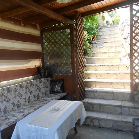 Irmak Family & Guest house Eceabat