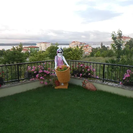 Konukevi Irmak Family &